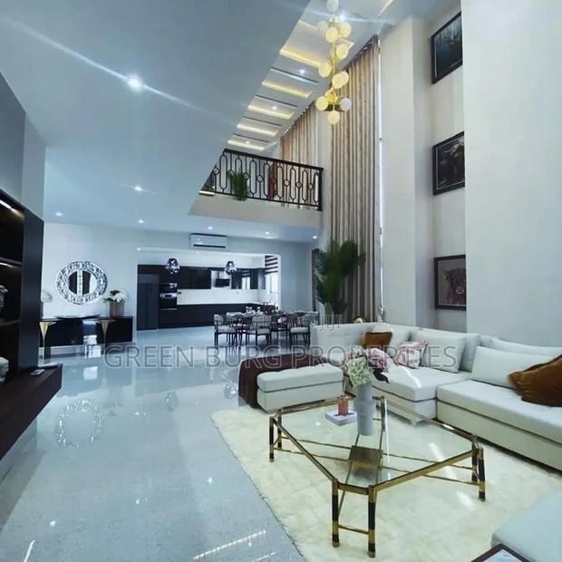 Furnished 5bdrm Mansion in East Legon for sale · Photo 4