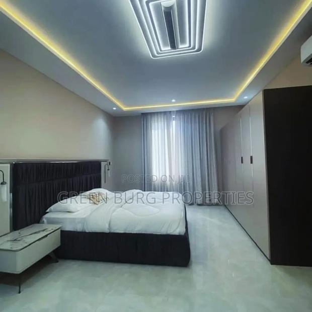 Furnished 5bdrm Mansion in East Legon for sale · Photo 8
