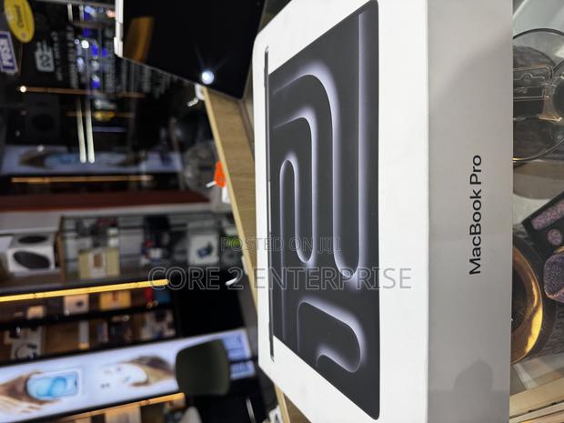 New Laptop Apple MacBook Pro 2024 M4 14-Inch 16GB Apple M4 SSD 512GB · Photo 2