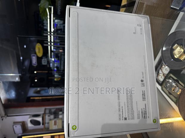 New Laptop Apple MacBook Pro 2024 M4 14-Inch 16GB Apple M4 SSD 512GB · Photo 4