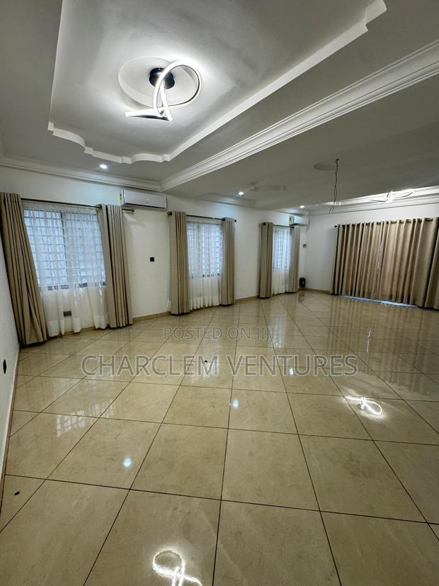 6bdrm House in Charclem Ventures, Accra Metropolitan for rent · Photo 3