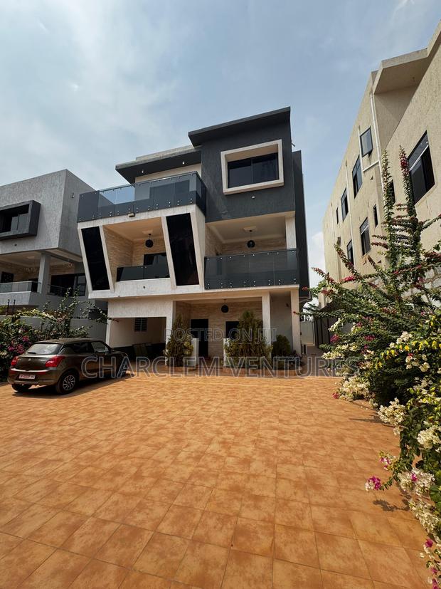 6bdrm House in Charclem Ventures, Accra Metropolitan for rent · Photo 1