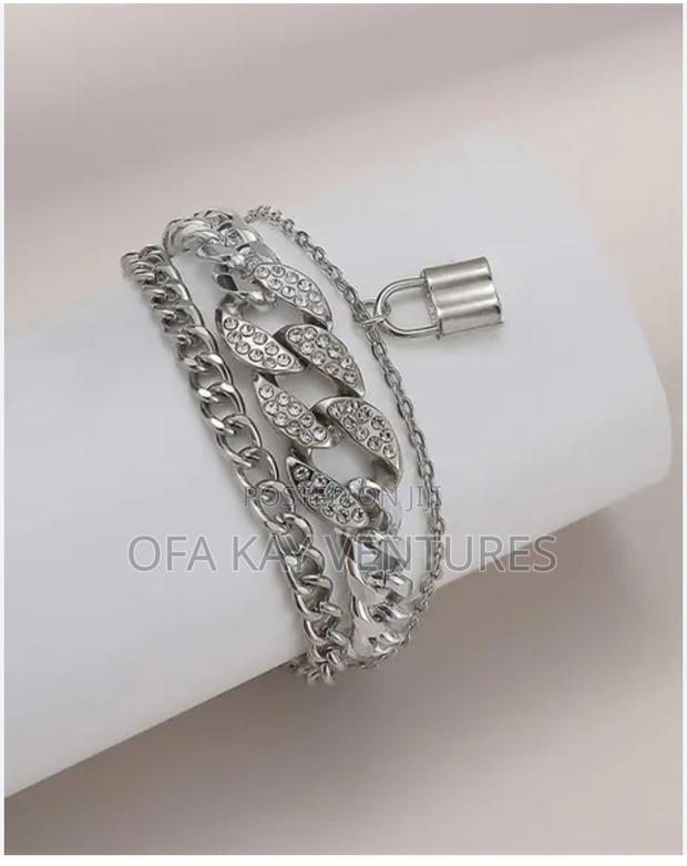 Bracelet Link Chain for Women · Photo 2