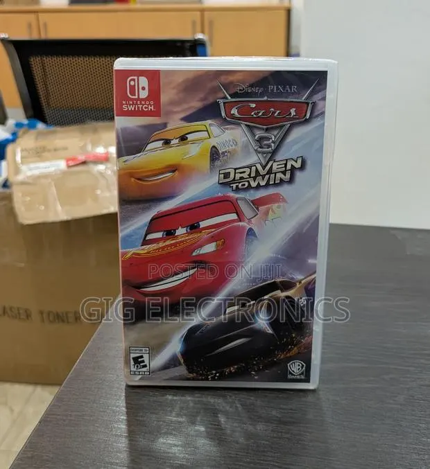 Cars Racing Game Nintendo - Driven to Win · Photo 1