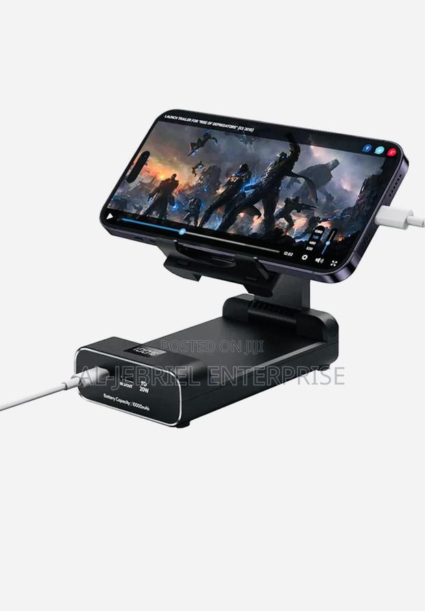 10000mah Green Lion Power Bank With Foldable Phone Stand · Photo 2