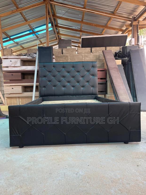 At Double Bedframe Black 54/75// Luxurious And Durable · Photo 2