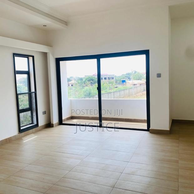 3bdrm Duplex in Ayi Mensah, Oyarifa for sale · Photo 3