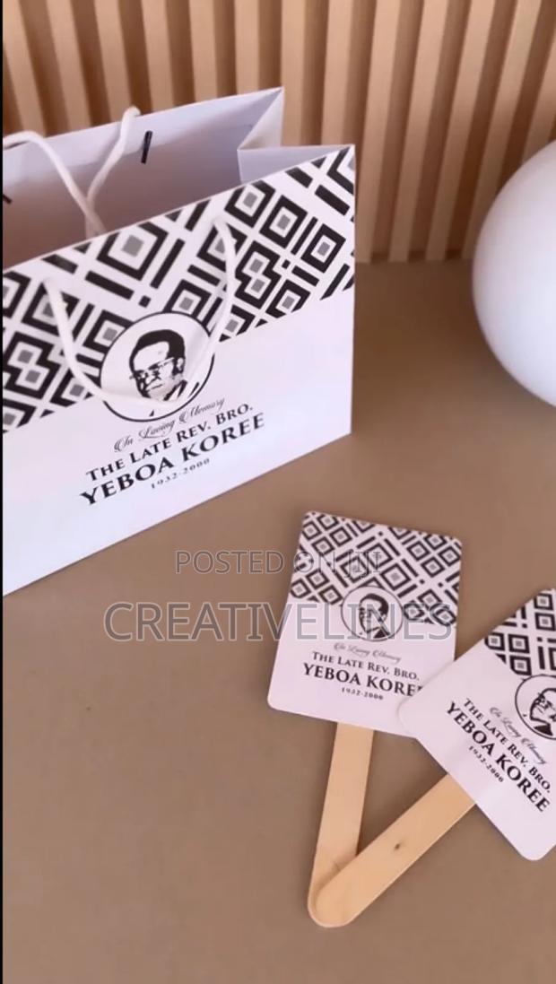 Paper Bag and Fan · Photo 1