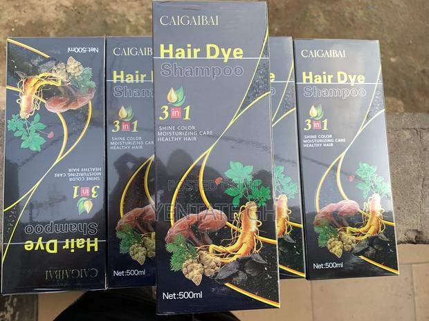 Caigaibai Black Hair Dye Shampoo · Photo 1