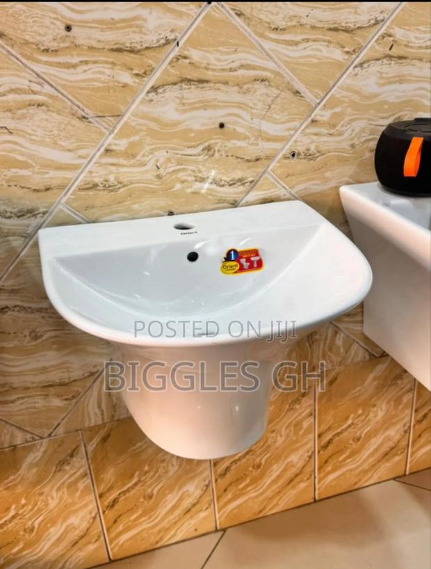 Wall Hung Basin- Wall Mounted Basin · Photo 1