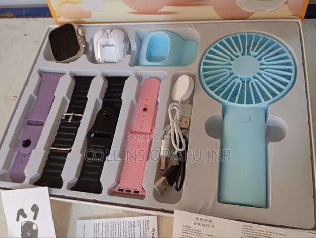 D96 Plus Smartwatch With Mini Hand Fan Earbud Set - Blue · Photo 7