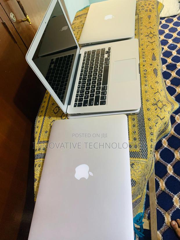 Laptop Apple MacBook Air 2015 8GB Intel Core I5 SSD 128GB · Photo 3