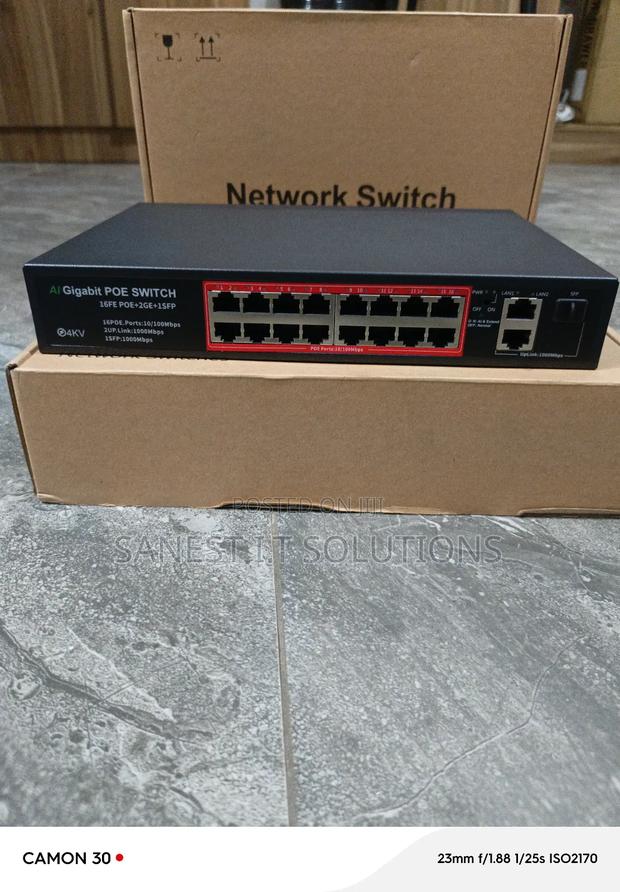 Poe Network Switch 16 Ports · Photo 2