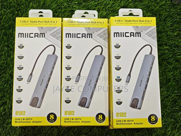 Type-C Adaptor 8-in-1 · Photo 3