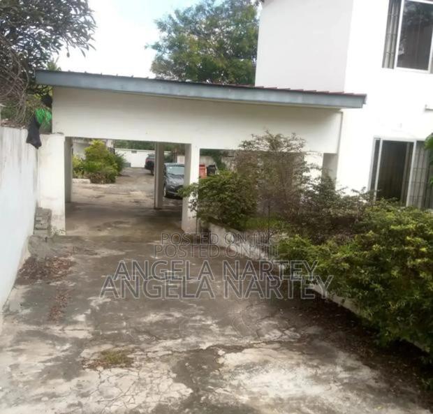 5bdrm House in Ridge, Accra Metropolitan for sale · Photo 7