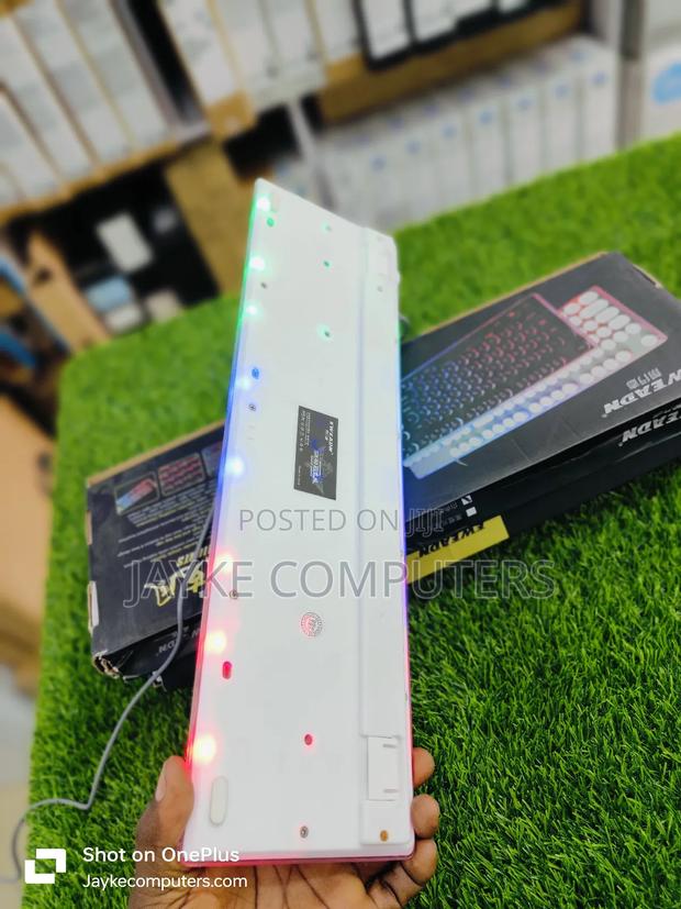 RGB Cable Backlite Keyboard · Photo 4