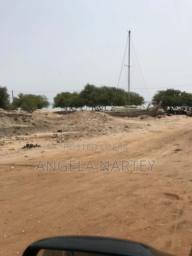Beach Land for Sale at Old Ningo · Photo 2