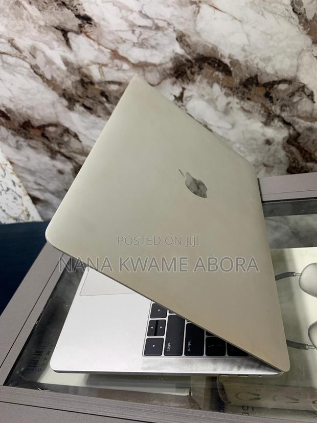 Laptop Apple MacBook Pro 2017 8GB Intel Core i5 SSD 256GB · Photo 3
