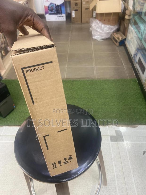 Laptop Box · Photo 3