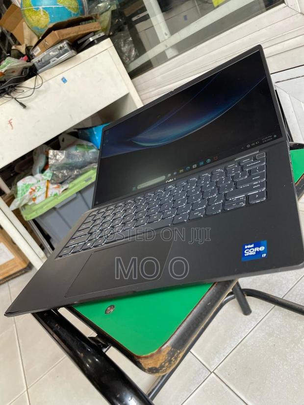 Laptop Dell Latitude 7420 32GB Intel Core i7 SSD 256GB · Photo 4