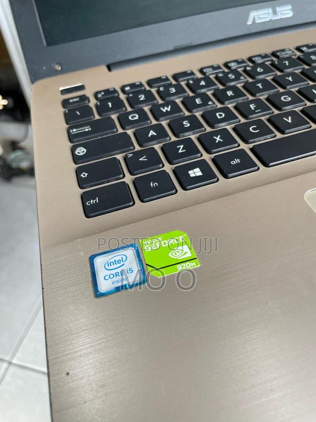 Laptop Asus F550CC 8GB Intel Core I5 HDD 1T · Photo 4