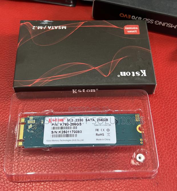 M.2 256 Solid State Drive · Photo 1