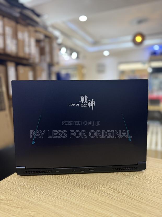 Laptop Hasee E470 16GB Intel Core i9 SSD 512GB · Photo 1