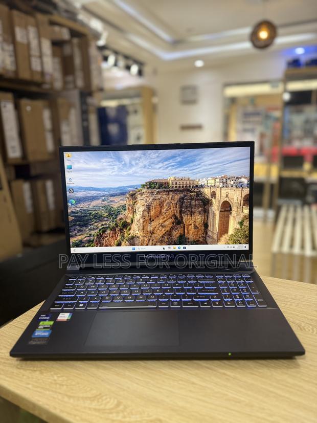 Laptop Hasee E470 16GB Intel Core i9 SSD 512GB · Photo 2