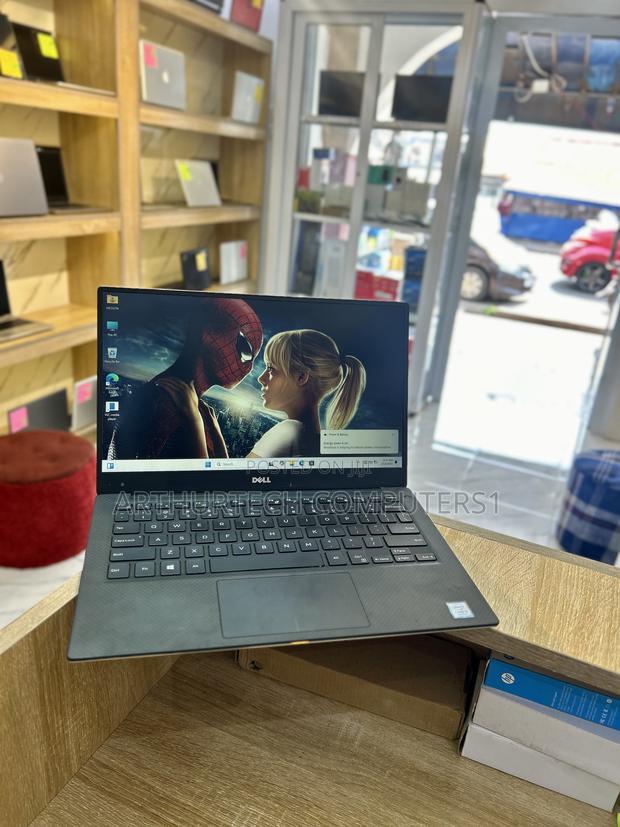 Laptop Dell XPS 13 8GB Intel Core I5 SSD 512GB · Photo 1