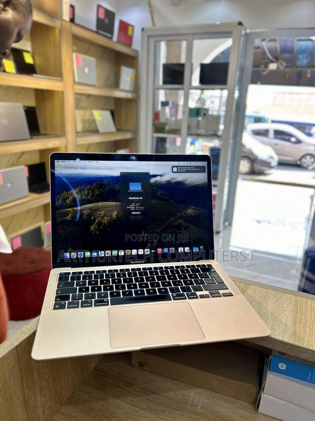 Laptop Apple MacBook Air 2020 M1 8GB Apple M1 SSD 256GB · Photo 3