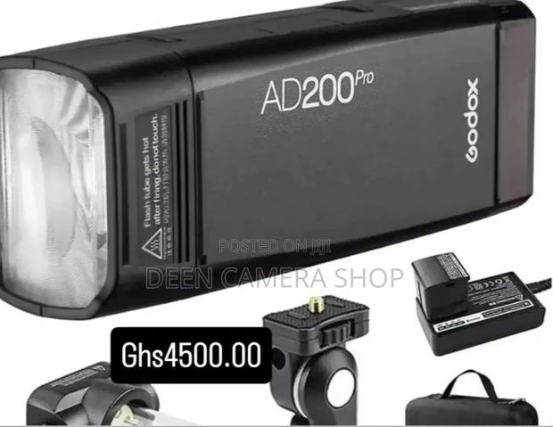 Godox Ad200 Pro · Photo 1