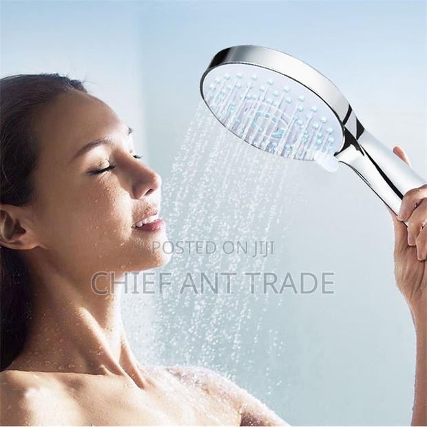 Hs516k Silver Shower Mike / Hand · Photo 1