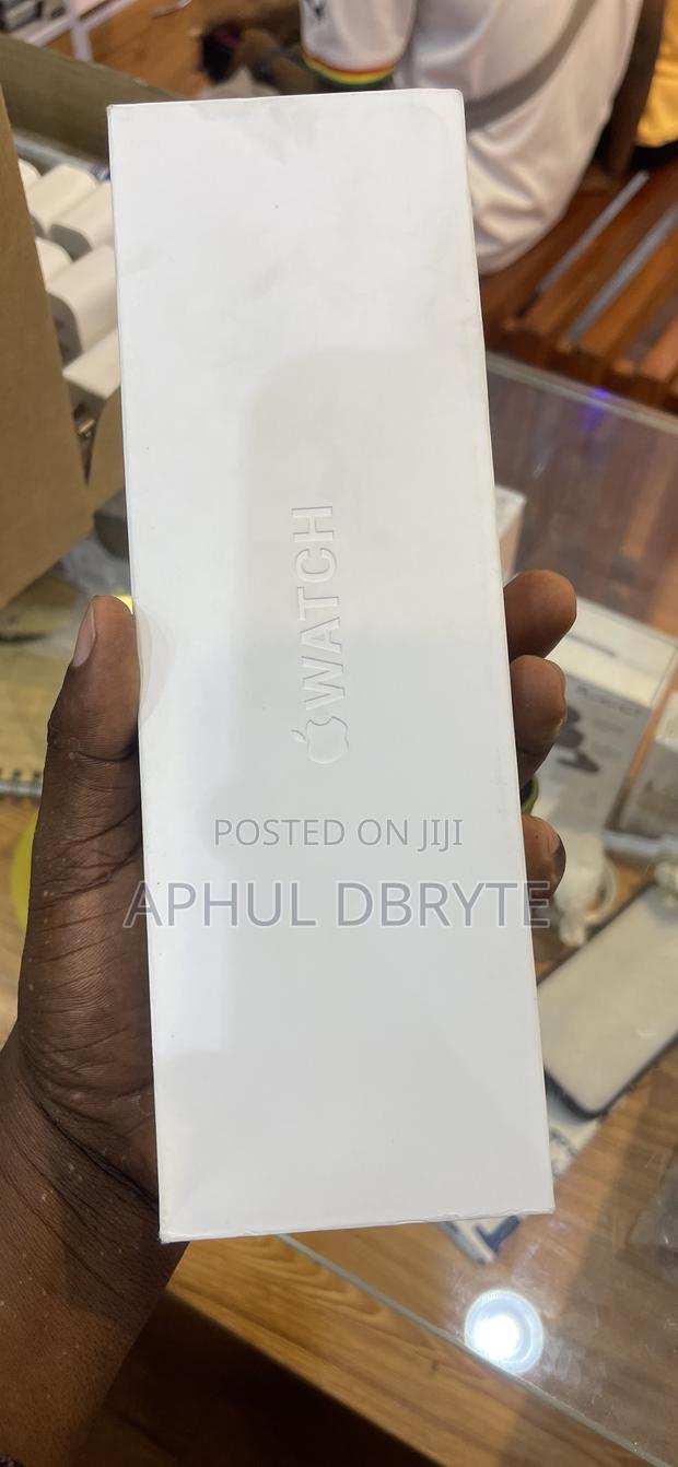 Apple Watch Series 9 41mm Cell · Photo 1