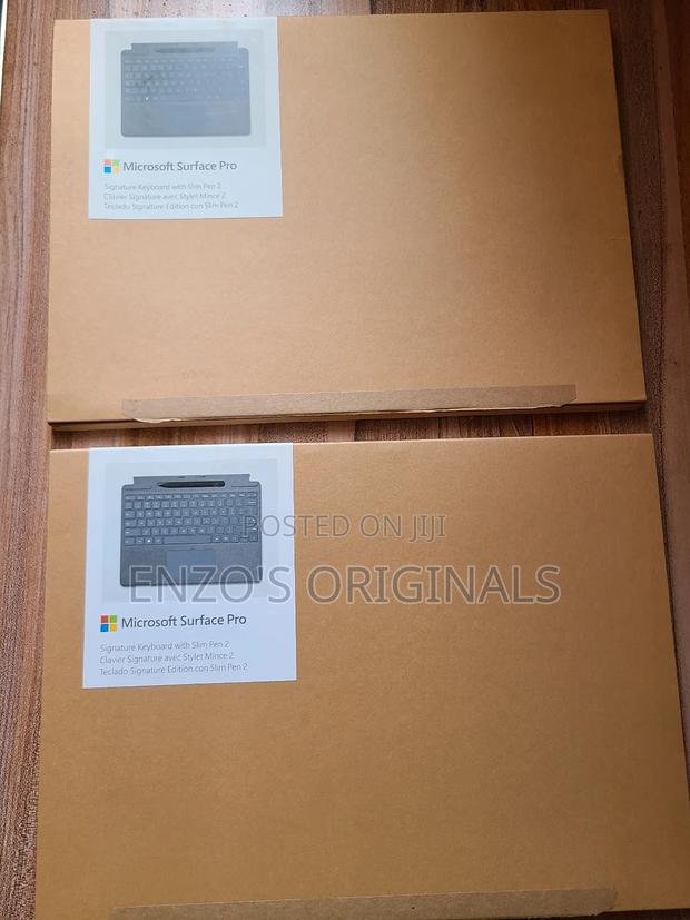 Microsoft Surface Pro 8 To 11 Keyboard Type Cover No Pen!! · Photo 2