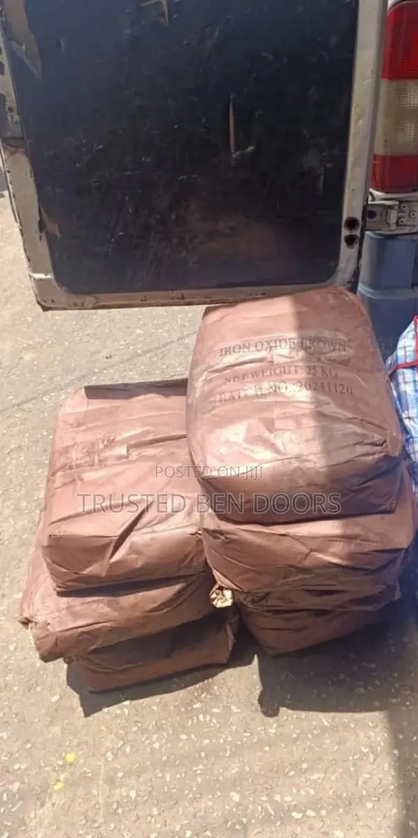 Brown Pigment Iron Oxide Colour for Concrete Stamp Works · Photo 1