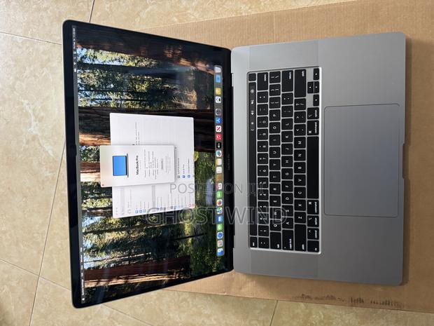 Laptop Apple MacBook Pro 2019 32GB Intel Core I9 SSD 1T · Photo 2