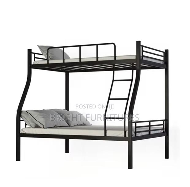 Children and Adults Metal Triple Bunk Bed Frame · Photo 2