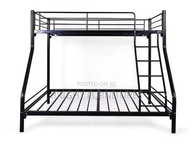 Children and Adults Metal Triple Bunk Bed Frame · Photo 4