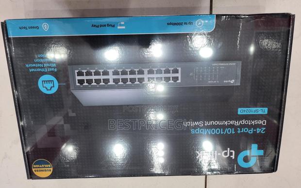 Tp-Link 24-Port 10/100mbps Desktop/Rackmount Switch · Photo 1