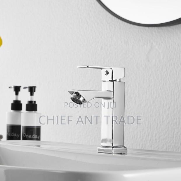 Basin Faucet / Basin Tap 307 · Photo 1