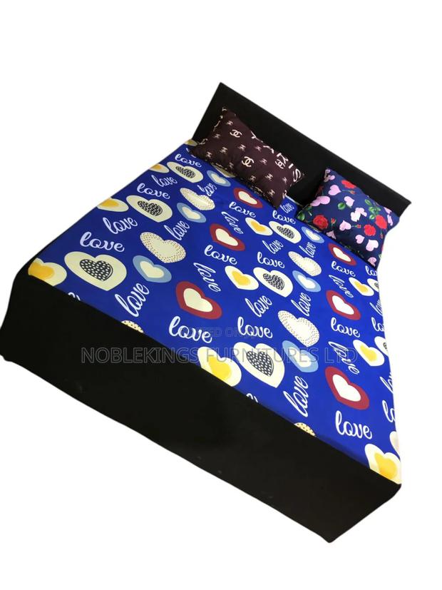 Inbuilt Bed Frame and Mattress Together · Photo 2