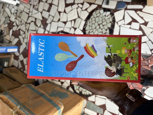 Plastic Maracas · Photo 2