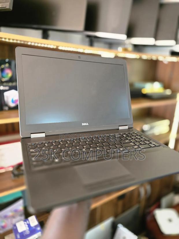 Laptop Dell Latitude E5570 8GB Intel Core I5 SSD 256GB · Photo 7