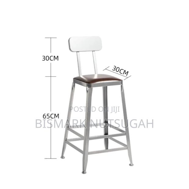 Bar Pub Round Table for Sale · Photo 6