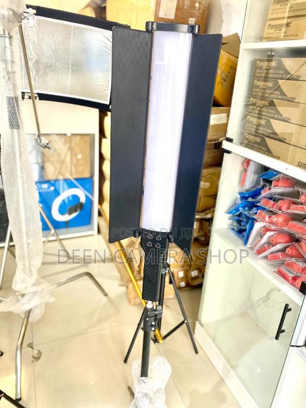 RGB Hand Stick Lamp · Photo 2