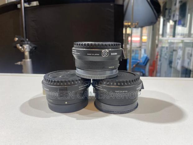 Sigma Mc-11 Mount Adapter for Canon Lenses on Sony Cameras · Photo 1