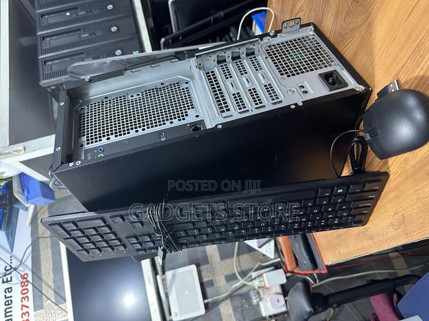 Desktop Computer Dell Vostro 3900 12GB Intel Core I5 HDD 1T · Photo 2
