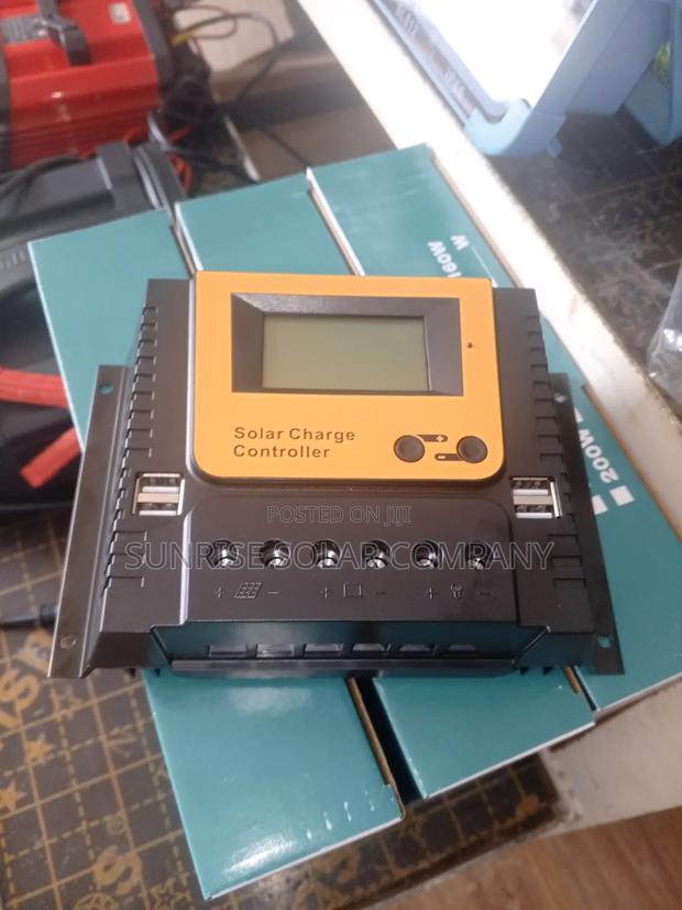 Solar Charge Controller 50A · Photo 7