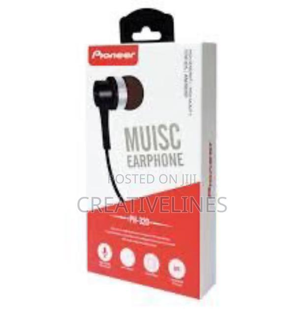 Krafted Earpiece Box · Photo 1