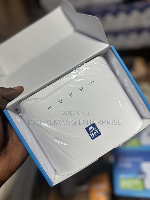 TCL Link Hub Router Cat 12 · Photo 3